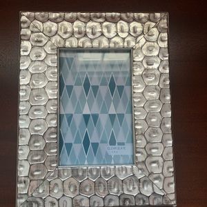 NEW Metallic Silver Textured Weathered 4x6 Picture Frame